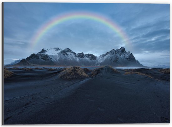 Dibond - Regenboog boven Berggebied - 40x30 cm Foto op Aluminium (Met Ophangsysteem)