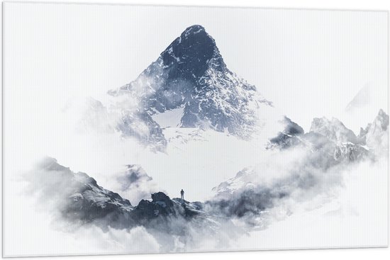 WallClassics - Vlag - Man in de Mist bij Hoge Berg - 105x70 cm Foto op Polyester Vlag