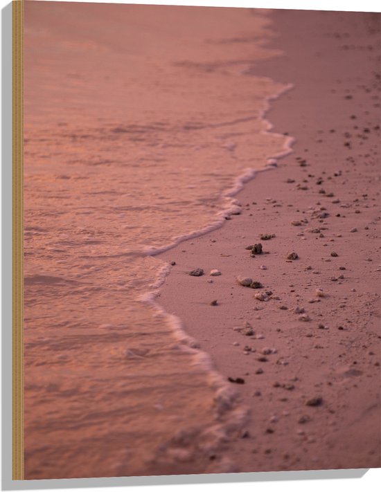 Hout - Strand met Steentjes bij het Zee Water - 60x80 cm - 9 mm dik - Foto op Hout (Met Ophangsysteem)