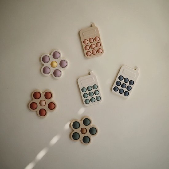 Mushie Pop It Telefoon Sensorische Siliconen Speelgoed