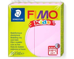 FIMO kids boetseerklei 42 g lichtrose