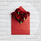 Muursticker Cirkel - Rood Bosje Bloemen in Rode Envelop op Witte Achtergromd - 70x70 cm Foto op Muursticker
