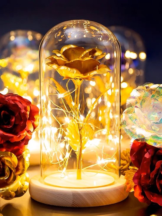 Roos in glazen stolp met LED - Gouden - Kunstbloem - Valentijn - Cadeau - Cadeau voor vrouw - Geschenk - Verjaardag - Moederdag - Huwelijk - Goud