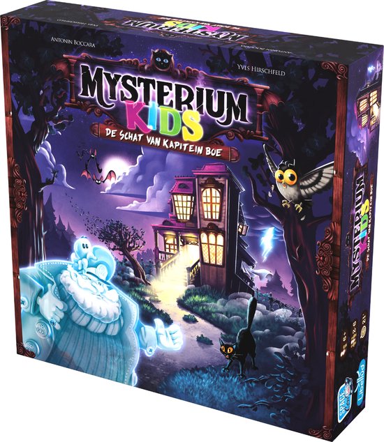 De Mysterium Kids doos toont een spookhuis met een geest, kat, uil en vleermuizen.