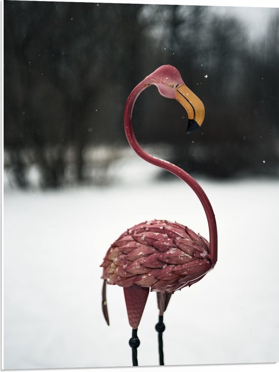 PVC Schuimplaat- Sierlijk Flamingo beeld in Winters Landschap - 60x80 cm Foto op PVC Schuimplaat