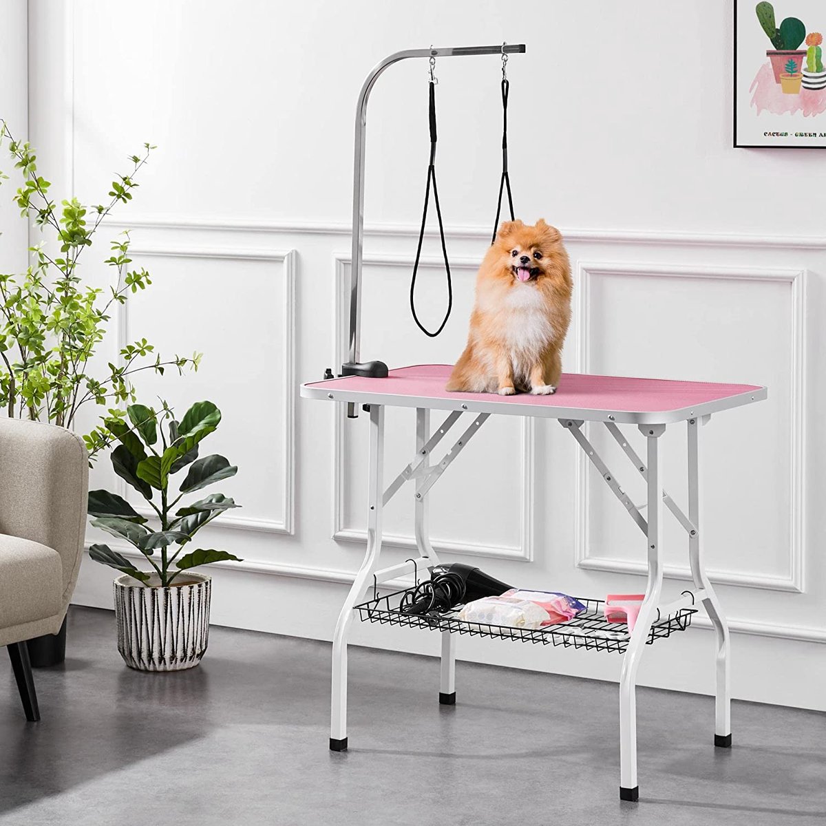 Draagbare huisdierverzorgingstafel, hondenverzorgingstafel voor huishoudelijke badkamers, haardroog en knippen, trimtafel met netmand voor honden/katten, zwart, in hoogte verstelbaar, roze HMTM-TT-10026-PINK