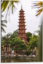 WallClassics - Dibond - De Oudste Boeddhistische Tempel - Vietnam - 40x60 cm Foto op Aluminium (Met Ophangsysteem)