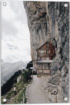 WallClassics - Tuinposter – Huisje op de Noordelijke top van Appenzeller Alpen - 40x60 cm Foto op Tuinposter (wanddecoratie voor buiten en binnen)