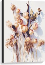 Canvas - Stapel Gedroogde Bloemen met Schaduw tegen Witte Achtergrond - 60x90 cm Foto op Canvas Schilderij (Wanddecoratie op Canvas)
