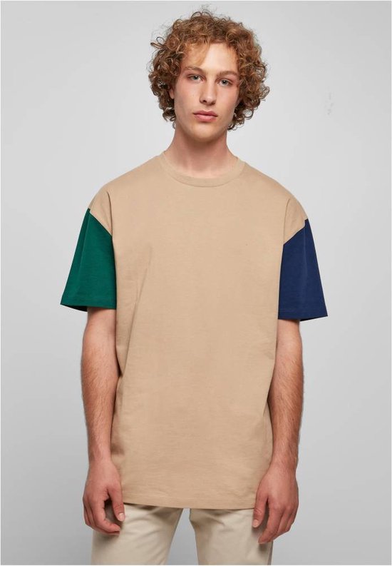Urban Classics - Organic Oversized Colorblock Heren T-shirt - 5XL - Beige