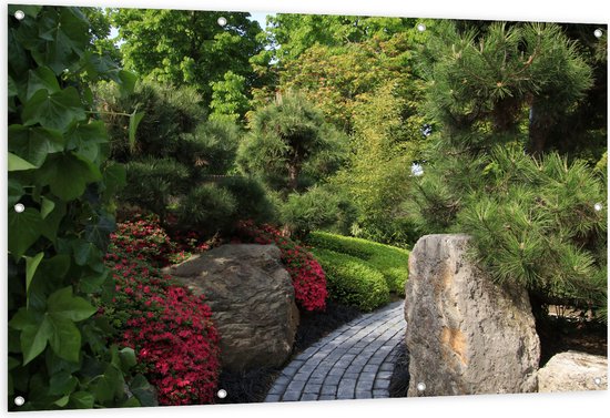 Tuinposter – Grote Stenen in Groene Tuin - 150x100 cm Foto op Tuinposter (wanddecoratie voor buiten en binnen)