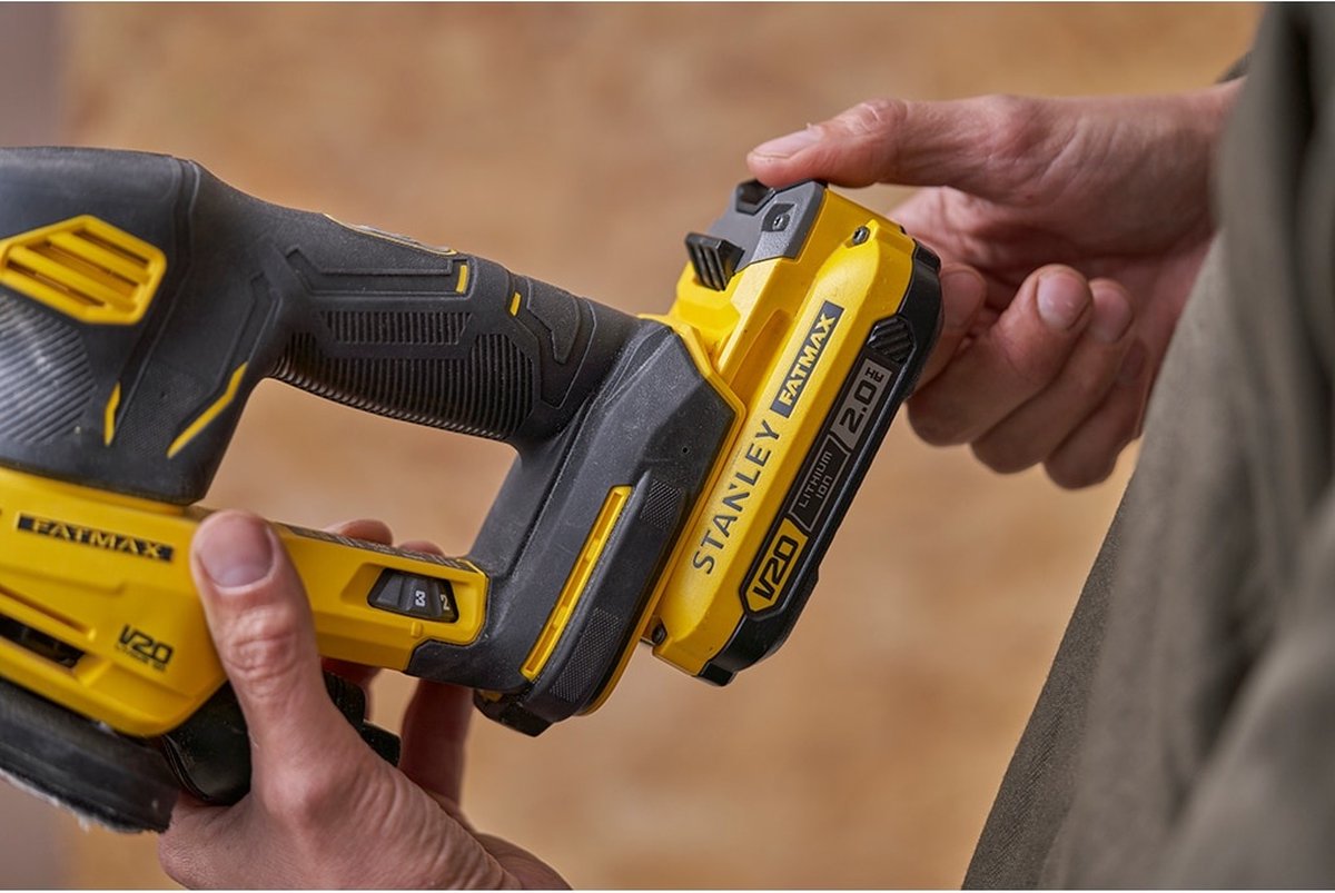 STANLEY FATMAX V20 18V Detailschuurmachine in softbag (met 2.0Ah accu en lader) SFMCW221D1S-QW – foto 2