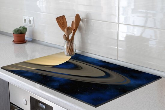 KitchenYeah® Inductie beschermer 80.2x52.2 cm - Saturnus tegen een donkerblauwe hemel - Kookplaataccessoires - Afdekplaat voor kookplaat - Inductiebeschermer - Inductiemat - Inductieplaat mat