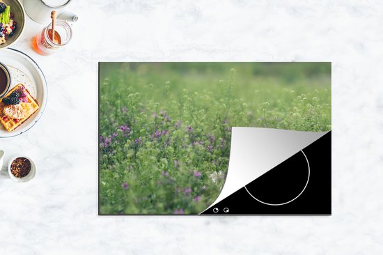 KitchenYeah® Inductie beschermer 81.6x52.7 cm - Kat - Bloemen - Lente - Kookplaataccessoires - Afdekplaat voor kookplaat - Inductiebeschermer - Inductiemat - Inductieplaat mat