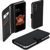 Selencia Hoesje Geschikt voor Samsung Galaxy S21 Hoesje Met Pasjeshouder - Selencia Echt Lederen Bookcase - Zwart