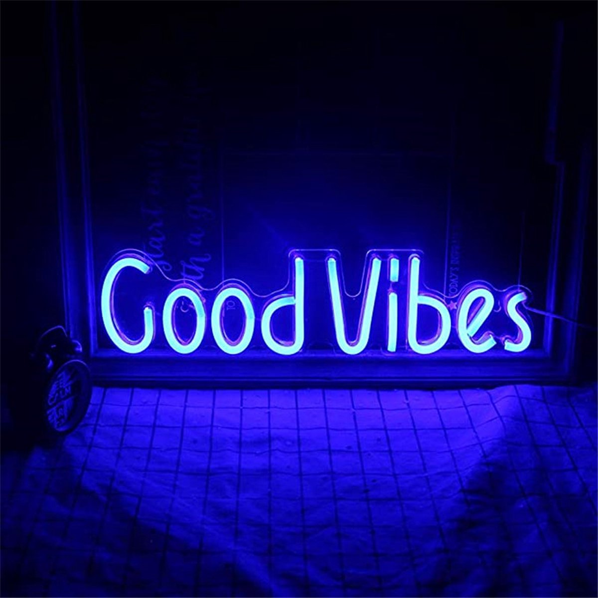 Neon led lamp - Good Vibes - Blauw - 13 x 50 cm - USB - Neon Verlichting - Wandlamp - Neon Sign
