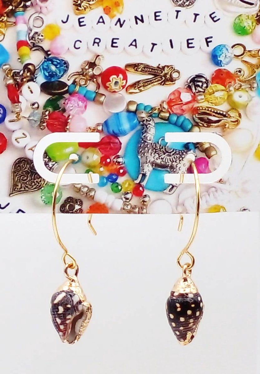 Jeannette-Creatief® - Chique - Goldplated Shell - Oorbellen met schelpen - Schelp oorbellen - Dames oorbellen - Oorbellen dames - RVS oorhaakjes - Golden Earrings - Beach - Ibiza