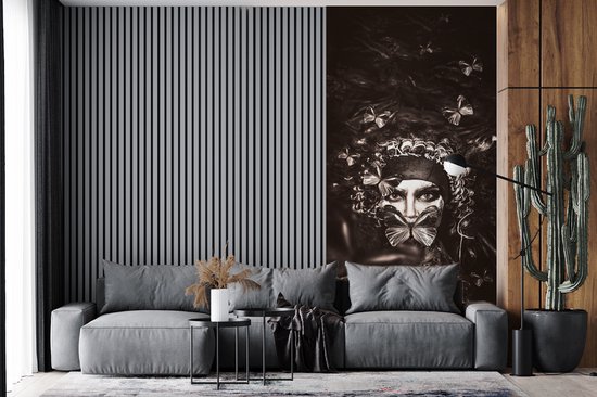 Papier Peint - Papier peint photo Femme - Papillon - Zwart - Wit - Largeur 120 cm x hauteur 240 cm