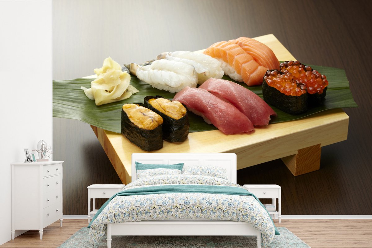Behang - Fotobehang Vers gesneden Japanse sushi - Breedte 420 cm x hoogte 280 cm