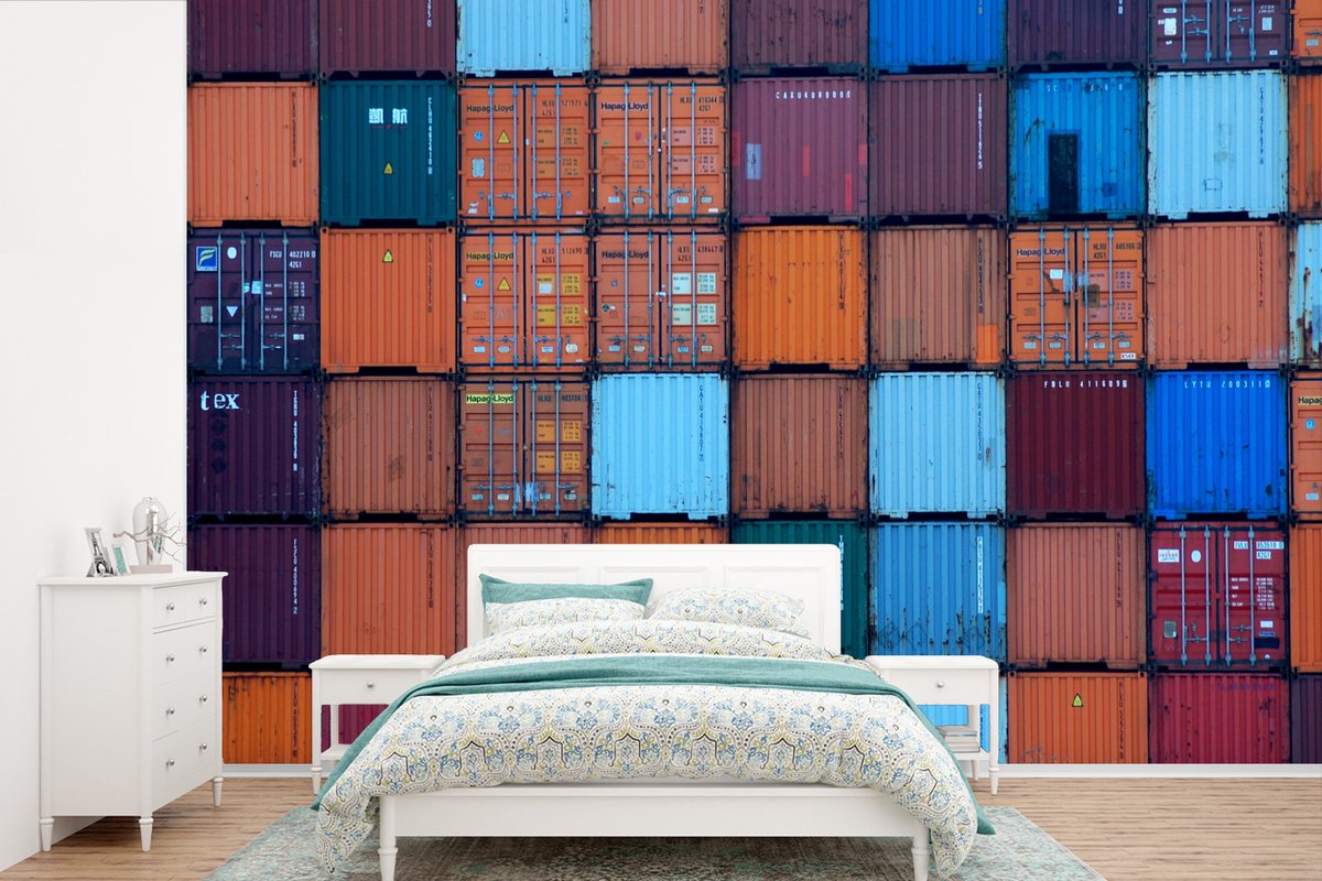 Behang - Fotobehang Gekleurde containers in de Rotterdamse haven - Breedte 390 cm x hoogte 260 cm