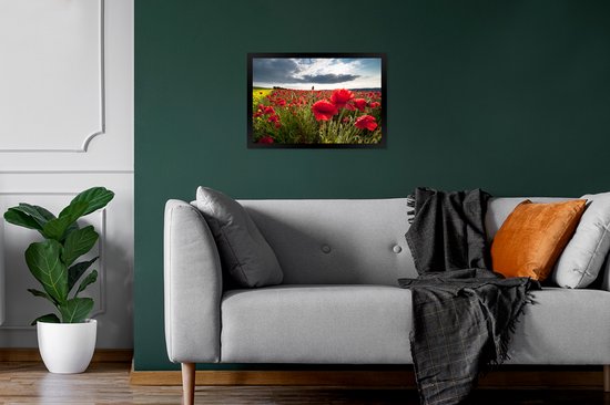 Affiche avec cadre Coquelicot - Coquelicots dramatique ciel d'orage cadre photo noir - cadre photo noir - 30x20 cm - Affiche avec cadre