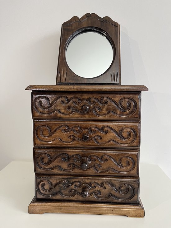 Walnoot Carved Crate Houten juwelendoos Stijlvolle houten opbergdoos met 4 laden 26 * 16 * 29 cm