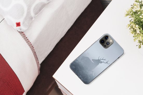 Coque iPhone 12 Pro Max - Cerf - Brouillard - Forêt - Siliconen