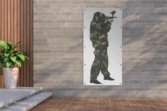 Affiche Clôture Une illustration du camouflage militaire pendant le paintball - 100x200 cm - Toile jardin