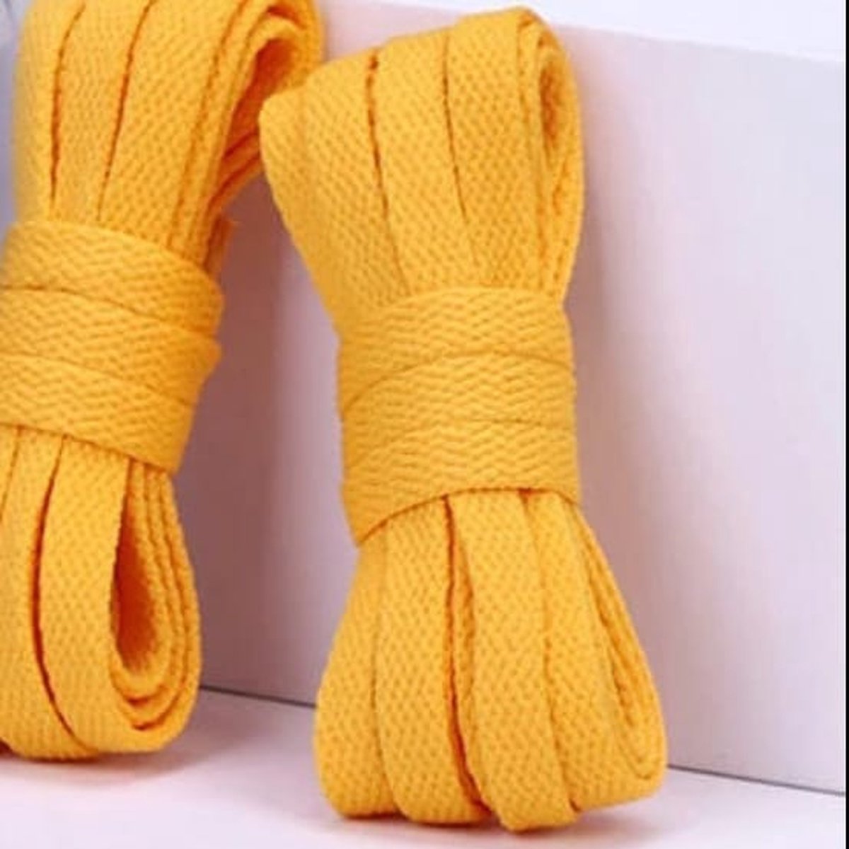SJIZLL® Veters geschikt voor sneakers - oranje geel - orange yellow - 130cm - veter - laces - platte veter