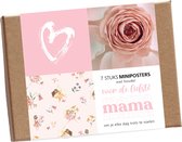 Give-X - miniposters - Mama is de liefste - liefste mama - staand - papier - moederdag cadeautje - verjaardag - cadeau