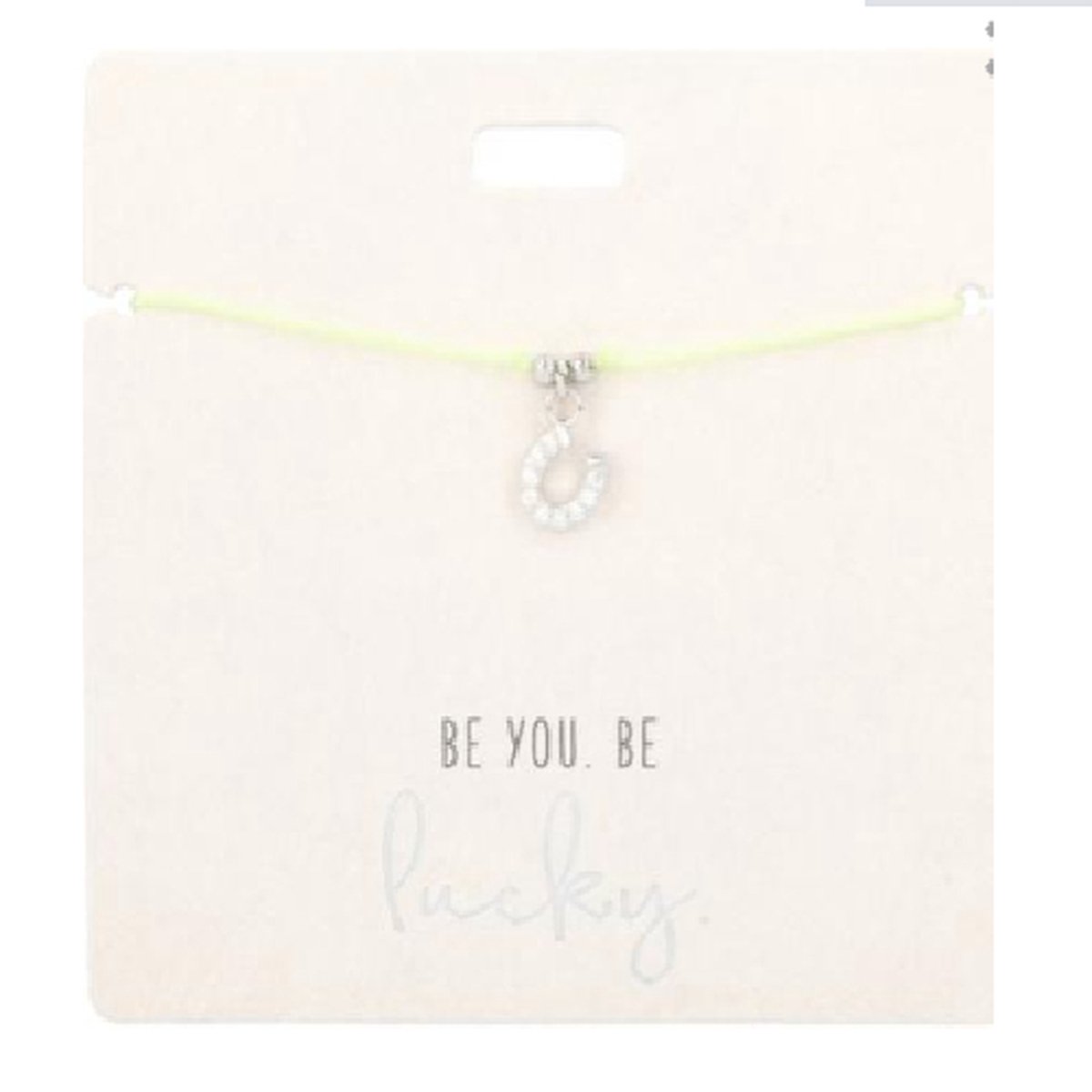 Armband met bedeltje van een hoefijzer