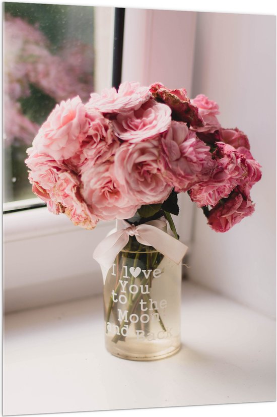 Acrylglas - Boeket Roze Bloemen in Doorzichtige Vaas met Tekst ''I Love You To The Moon And Back'' - 100x150 cm Foto op Acrylglas (Wanddecoratie op Acrylaat)
