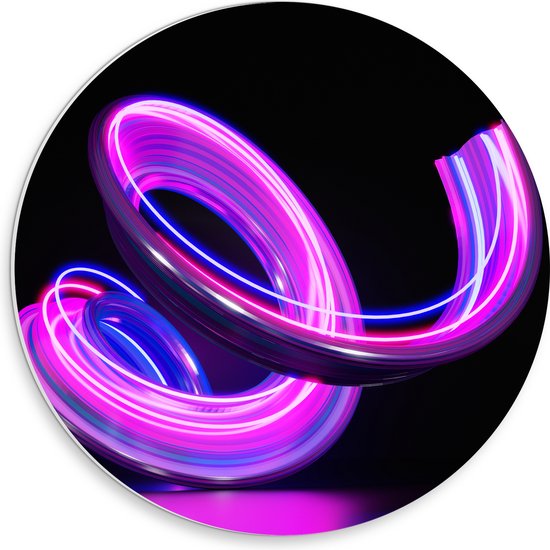 PVC Schuimplaat Muurcirkel - Kronkelende Paars met Blauwe Neon Strepen tegen Zwartkleurige Achtergrond - 30x30 cm Foto op Muurcirkel (met ophangsysteem)