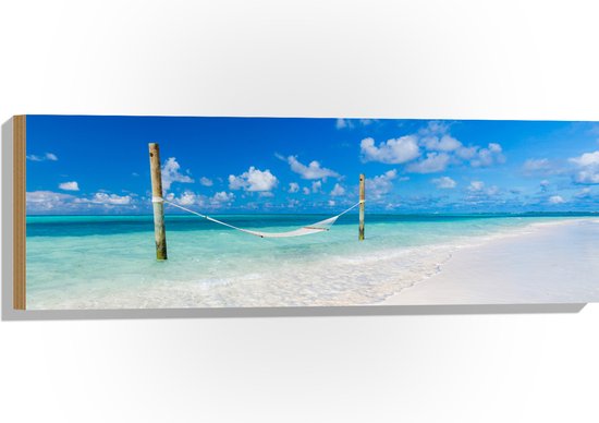 Hout - Hangmat boven Aankomende Golven op Wit Tropisch Strand - 90x30 cm - 9 mm dik - Foto op Hout (Met Ophangsysteem)