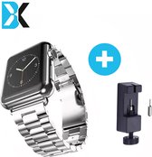 NexBands - Luxe Apple Watch Bandje - iWatch - Horloge Bandje - Metallic Zilver Armband - Apple Watch Series 1/2/3/4/5/6/7/SE 42/44/45mm - iPhone - RVS Polsband - Inclusief Verstelset - Mannen & Vrouwen Armbandje