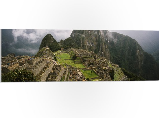 PVC Schuimplaat - Machu Picchu Ruïne in Peru - 90x30 cm Foto op PVC Schuimplaat (Met Ophangsysteem)