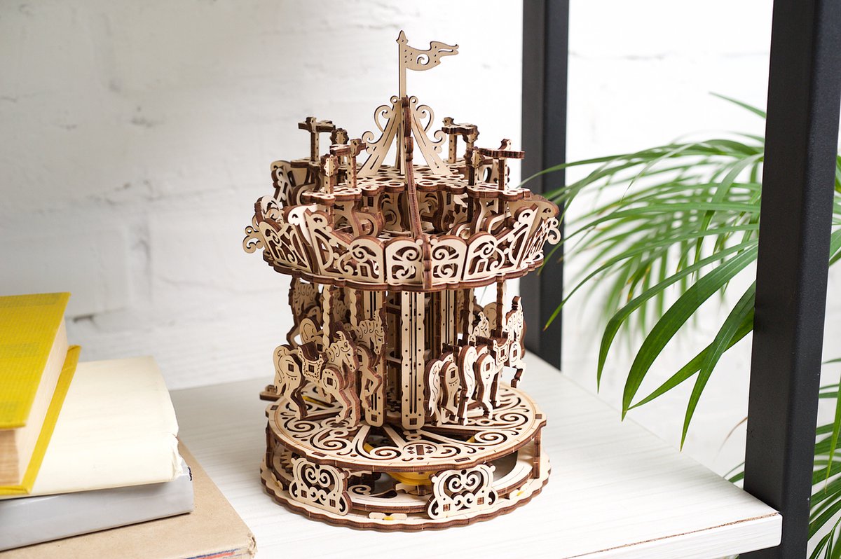 UGEARS Houten 3D Model - Carrousel — afbeelding 23