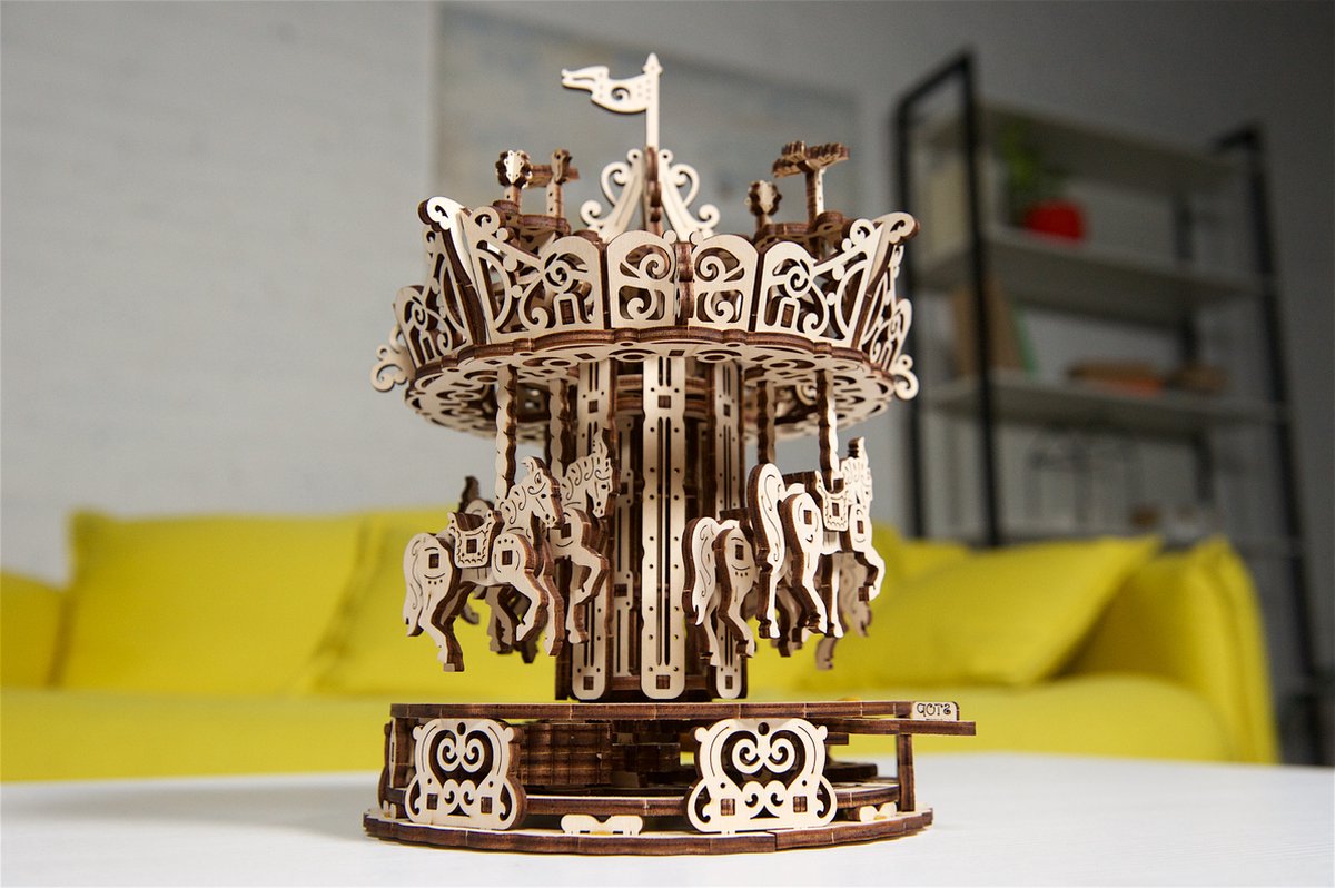 UGEARS Houten 3D Model - Carrousel — afbeelding 21