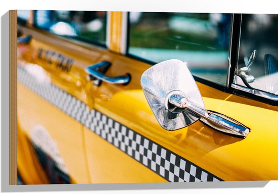 WallClassics - Bois - Gros plan d'un miroir sur un bus scolaire jaune - 60x40 cm - 9 mm d'épaisseur - Photo sur bois (avec système de suspension)