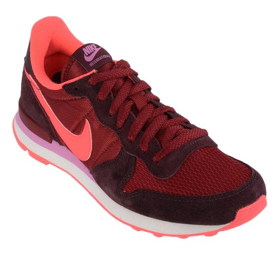 Nike Internationalist - Sneakers - Vrouwen - Maat 39 - Donkerrood | bol.com