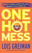 Chrissy McMullen Mysteries 5 - One Hot Mess