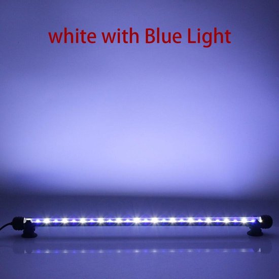 Aquarium LED verlichting twee kleuren licht, blauw en wit licht. Niet appart regelbaar. Lengte led aquariumlamp 38 cm met 15 led's blauw en wit.