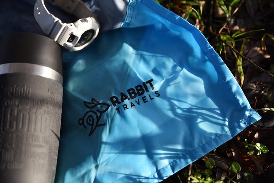 RABBIT TRAVELS ™ Outdoor Kleed - Picknickkleed - Strandlaken - Waterdicht - 150 x 140 cm - Sky Blue