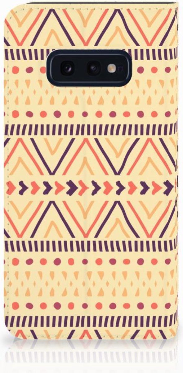 Standcase Hoesje voor Samsung Galaxy S10e Hoesje met Magneet Aztec Yellow