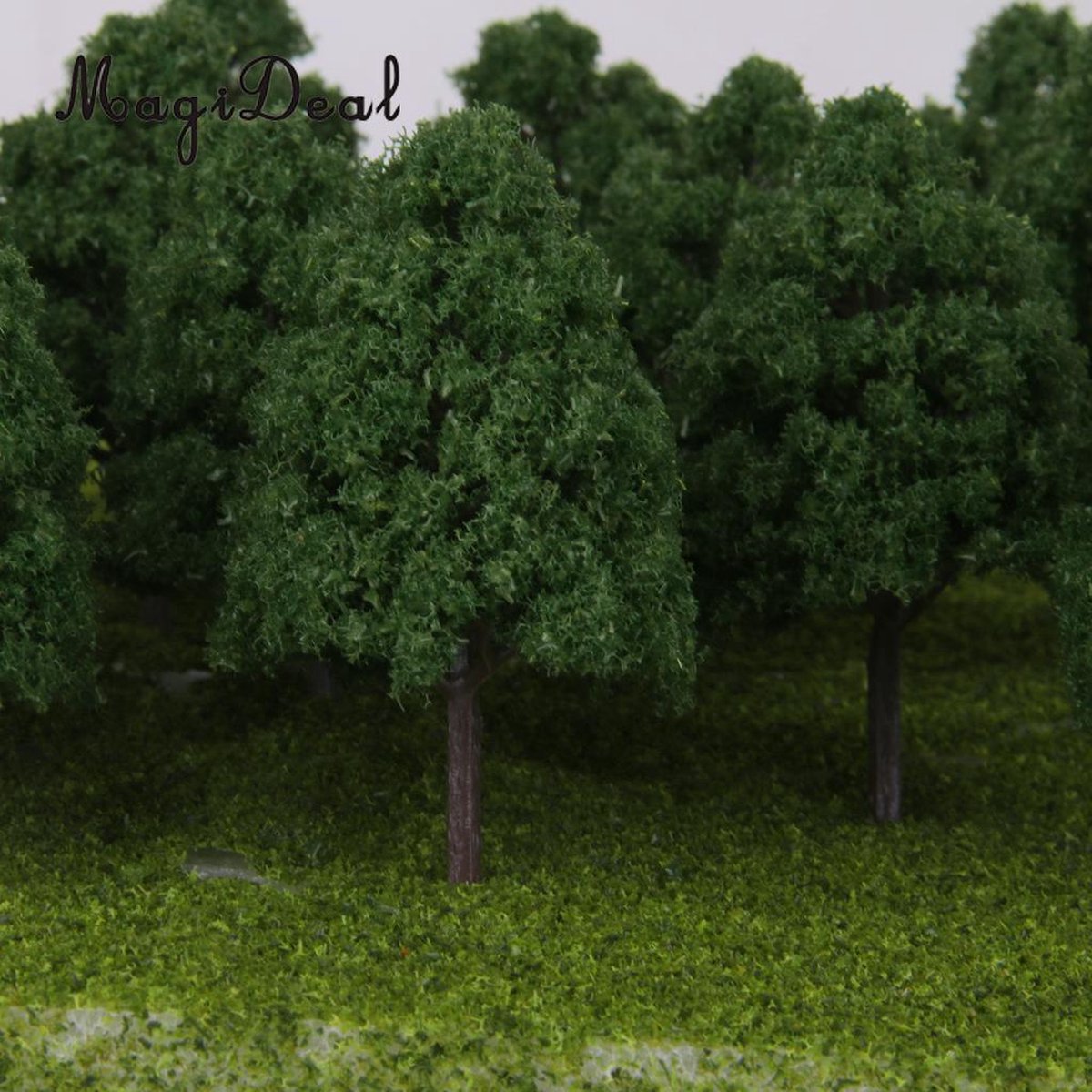 HO schaalmodelbomen voor spoorweglay-outs en diorama's - 10 HO schaalmodelbomen voor spoorweglay-outs en diorama's - 10