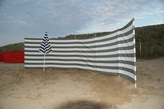 Verwant gewoon gemakkelijk Strand Windscherm Dralon Grijs/Wit - 6 meter met houten stokken | bol.com