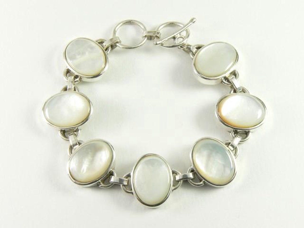 Zilveren schakelarmband met parelmoer