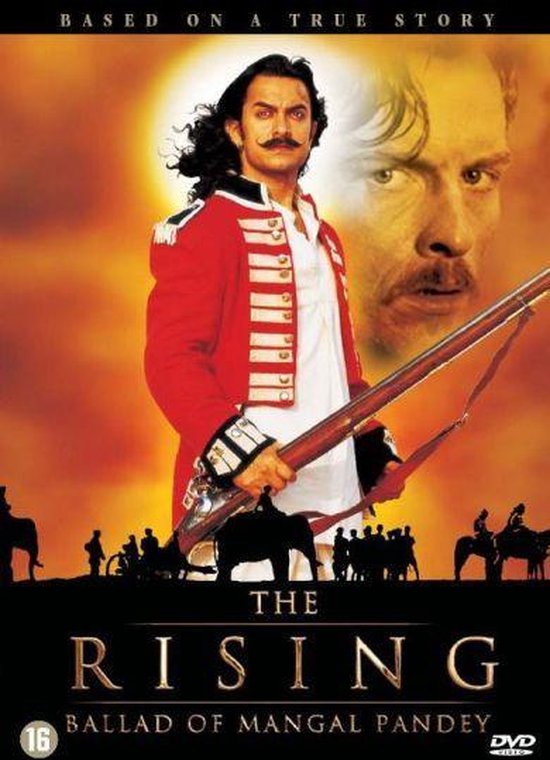Poster voor de film 'The Rising: Ballad of Mangal Pandey'. Een man in rood uniform met geweer, gebaseerd op een waargebeurd verhaal.