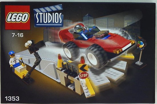 Lego Studios Le studio de cascade de voitures 1353 | bol
