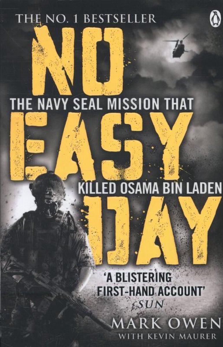 Boekomslag van "No Easy Day" met een SEAL-soldaat en een helikopter, met de tekst "NO EASY DAY".